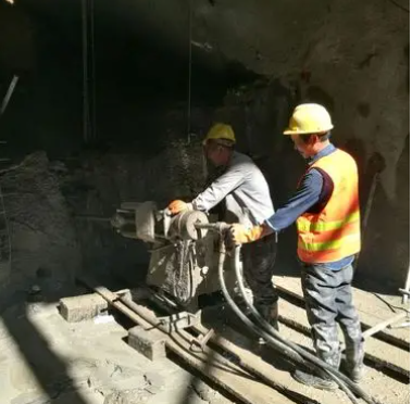 蓬莱水下抗分散灌浆料特点 水下不分散注浆料介绍